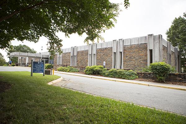 exterior of duke family medicine center